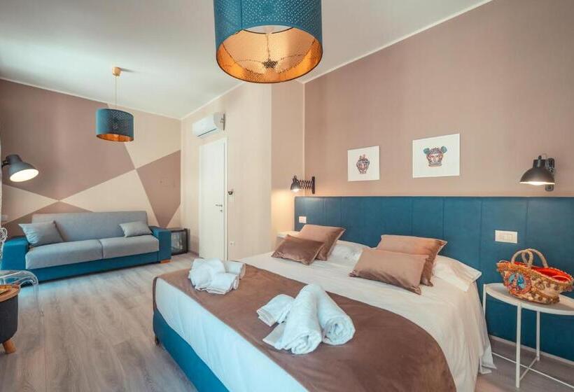 تختخواب و صبحانه A Coffa Rooms