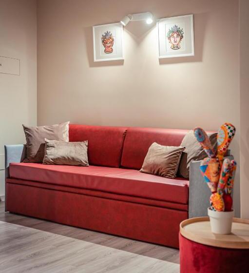 تختخواب و صبحانه A Coffa Rooms
