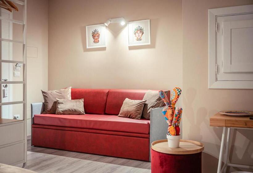 تختخواب و صبحانه A Coffa Rooms