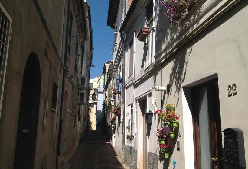 تختخواب و صبحانه Bellavista Bike Stop