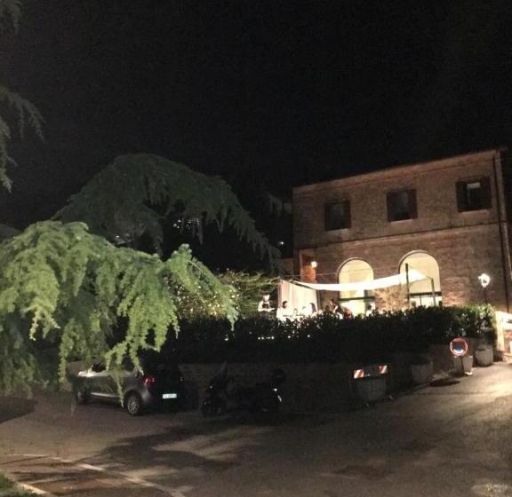 تختخواب و صبحانه Bellavista Bike Stop