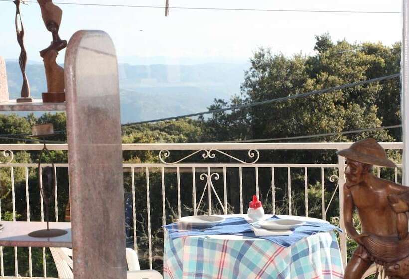 تختخواب و صبحانه Casa Solotti
