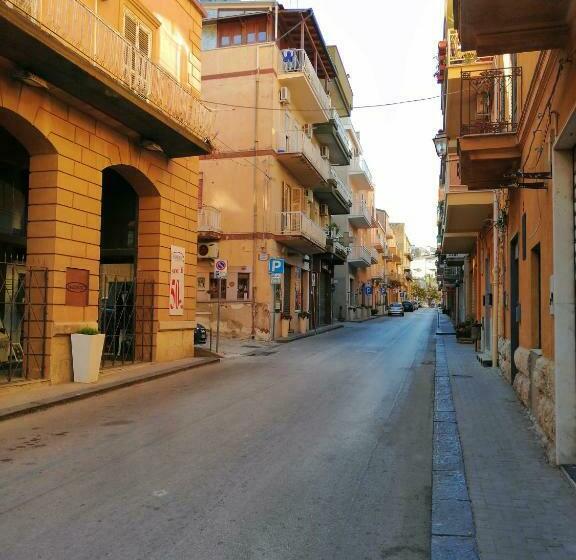 تختخواب و صبحانه La Casa Del Corso