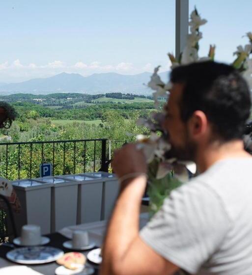 Bed and Breakfast La Finestra Sul Colle