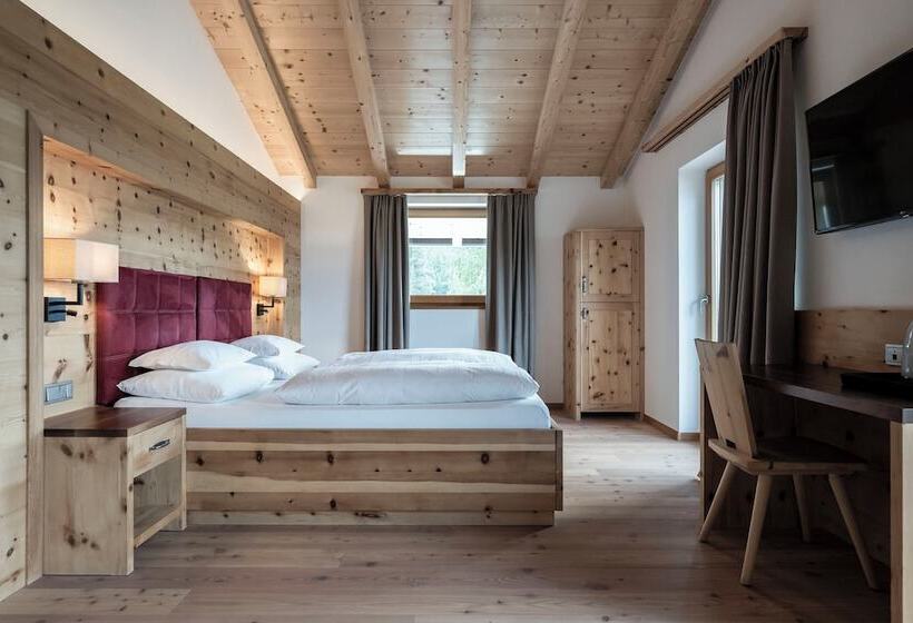 Dolomites Nature Hotel Vigilerhof