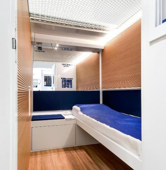 مسافرخانه Resting Pods   Zzzleepandgo Vrn Verona Airport