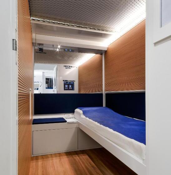 مسافرخانه Resting Pods   Zzzleepandgo Vrn Verona Airport