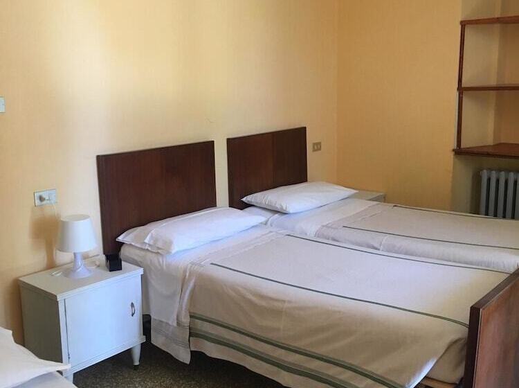 فندق Albergo Ristorante Plaza