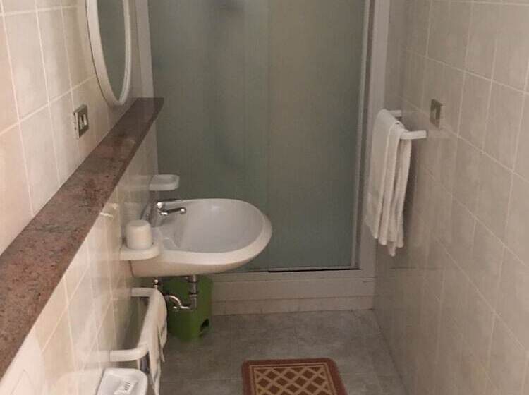 فندق Albergo Ristorante Plaza