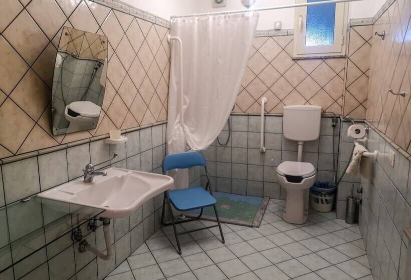 هتل Camping Almoetia