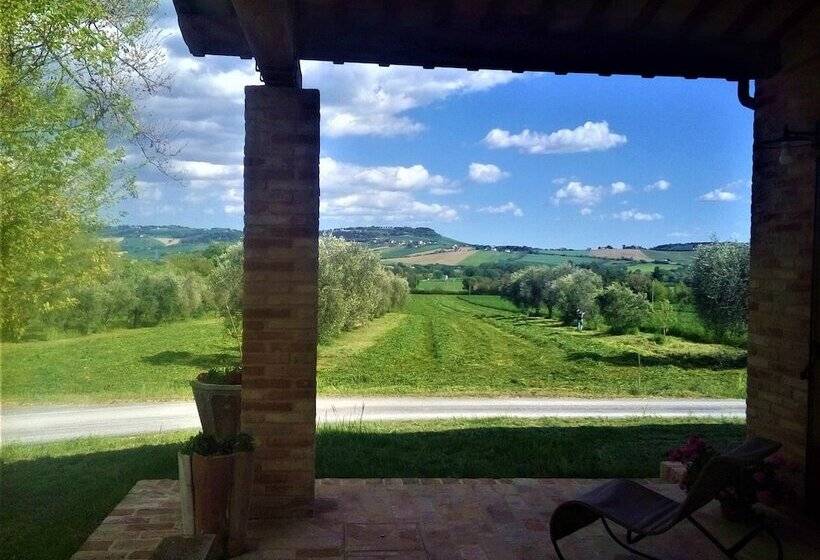 هتل روستایی Agriturismo Forestale Luti