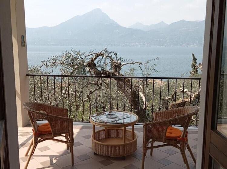 هتل Villa Mary