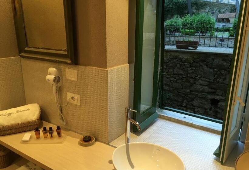 پانسیون Palazzo Taranto Luxury Rooms