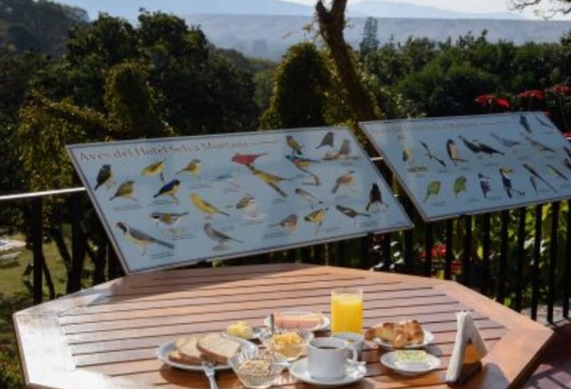 مسافرخانه Selva Montana