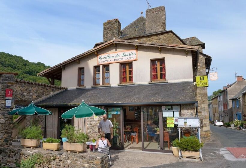 ホテル Logis Hôtels   Hostellerie Des Lauriers   Hôtel Et Restaurant