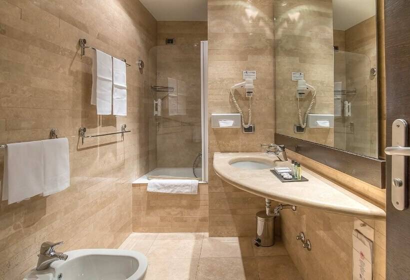 Fotos del hotel Accademia:  62