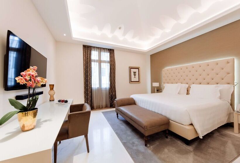 Hotel Aleph Rome  Curio Collection By Hilton