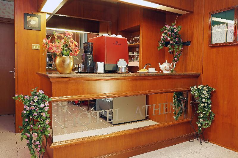 Fotos del hotel Albergo Athena:  26