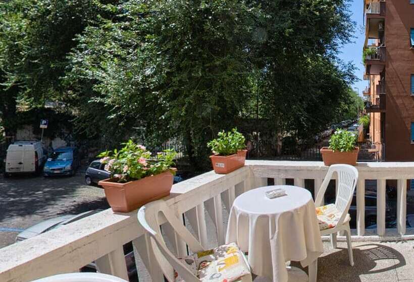 Fotos del hotel Albergo Athena:  8