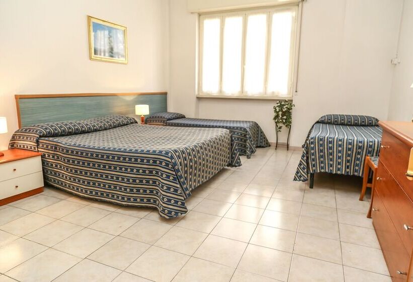 Fotos del hotel Albergo Athena:  34