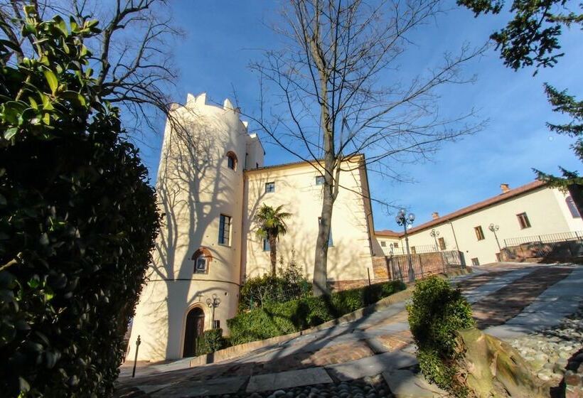 فندق Castello Di Cortanze