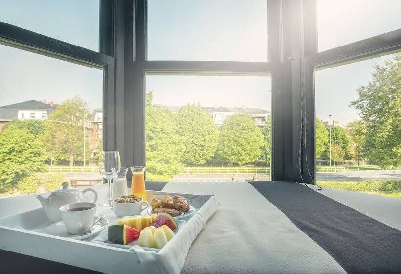 هتل Ercilla Embarcadero