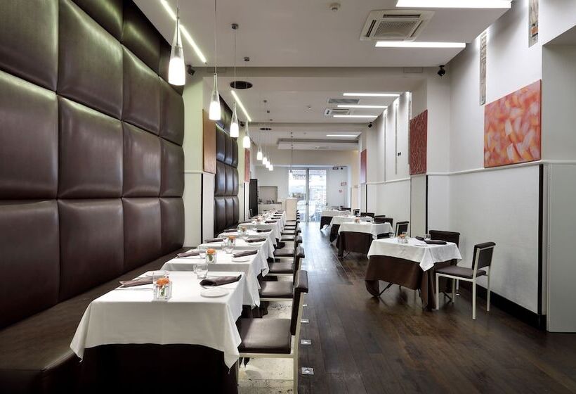 בית מלון כפרי Exe International Palace