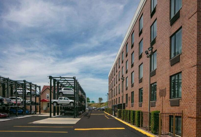 هتل Fairfield Inn By Marriott Jfk Airport