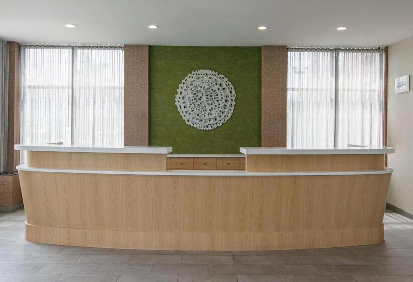 هتل Fairfield Inn By Marriott Jfk Airport
