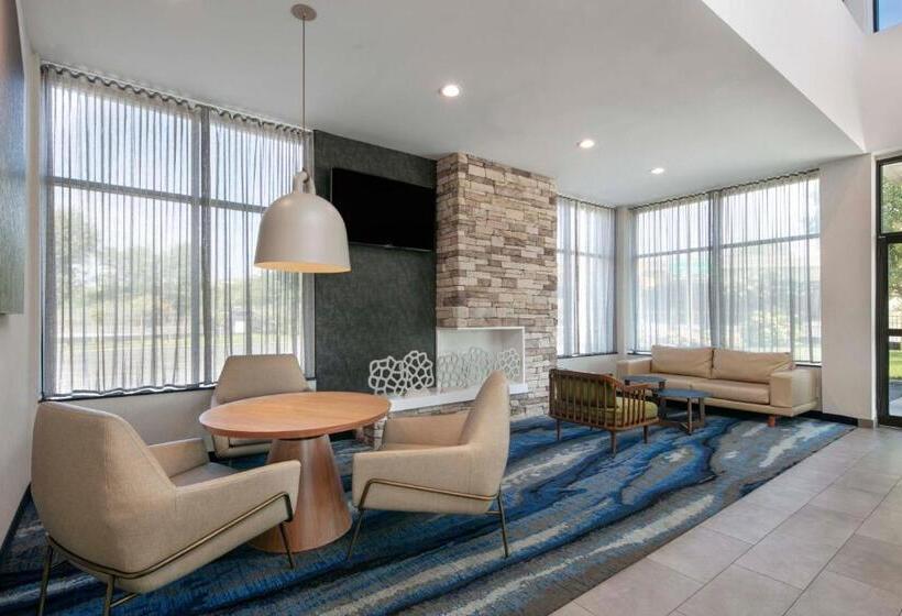 هتل Fairfield Inn By Marriott Jfk Airport