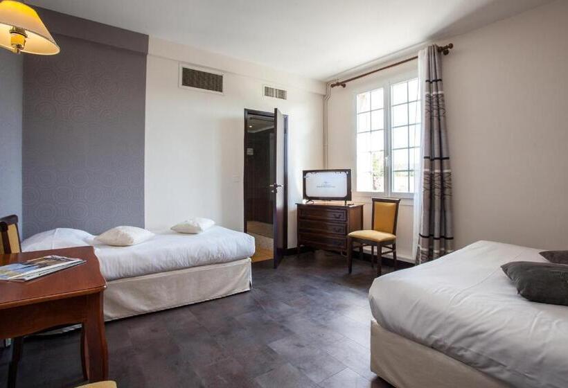 هتل Hôtel Restaurant Plaisance Piscine Couverte Et Chauffée  Proche Sarlat