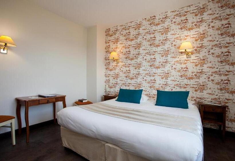 هتل Hôtel Restaurant Plaisance Piscine Couverte Et Chauffée  Proche Sarlat