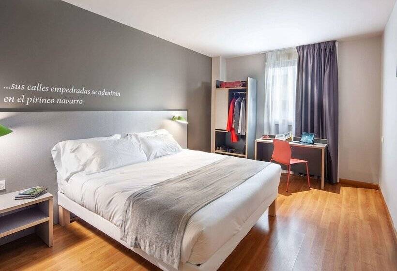 هتل Ibis Styles Pamplona Noain