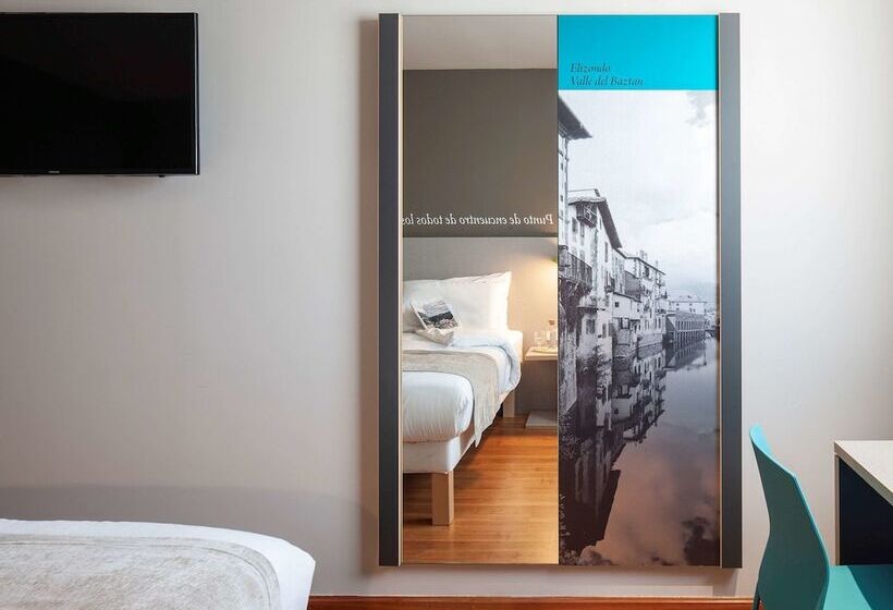 فندق Ibis Styles Pamplona Noain