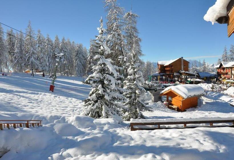 هتل Le Chalet Suisse