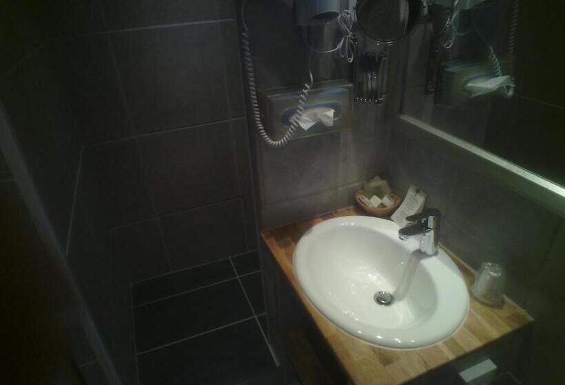 בית מלון כפרי Les Cèdres