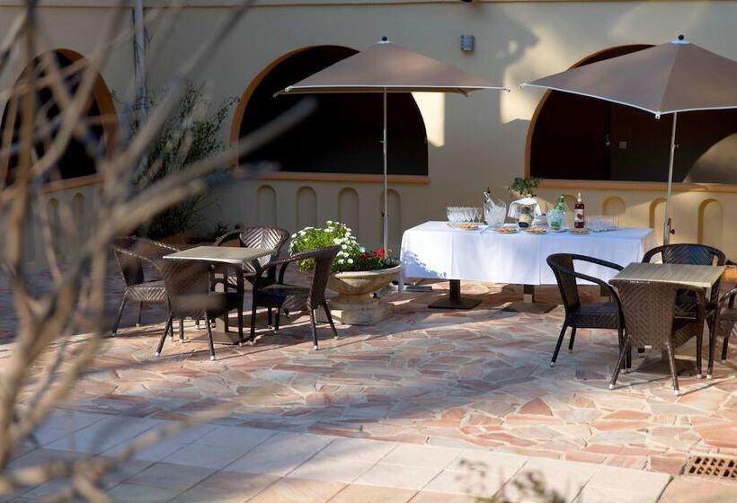 בית מלון כפרי Logis Hostellerie De L Abbaye