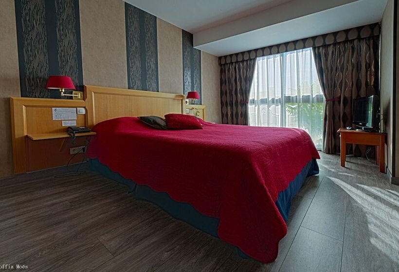 فندق Logis Hostellerie Du Mont Aime