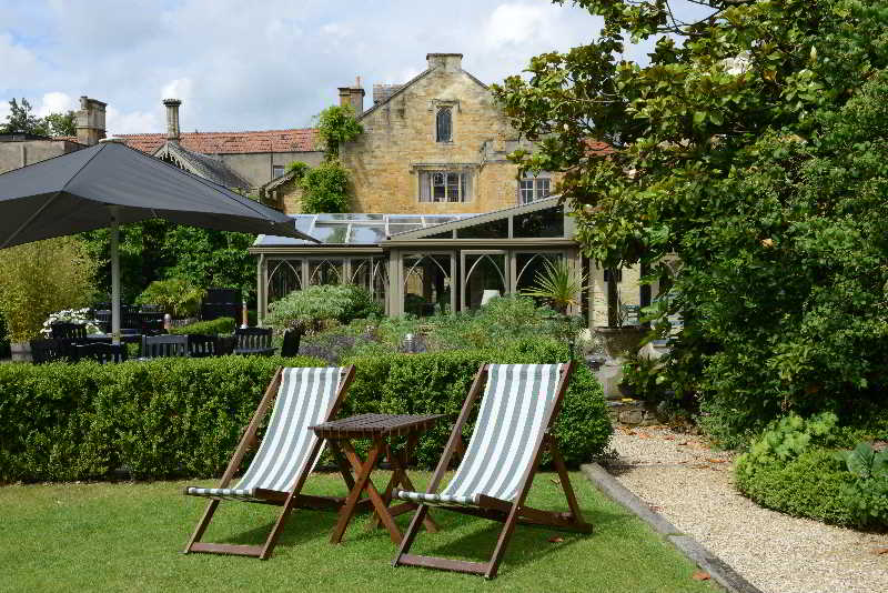هتل The Manor House