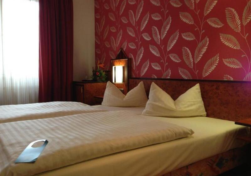 Fotos del hotel Miramar Am Römer:  17