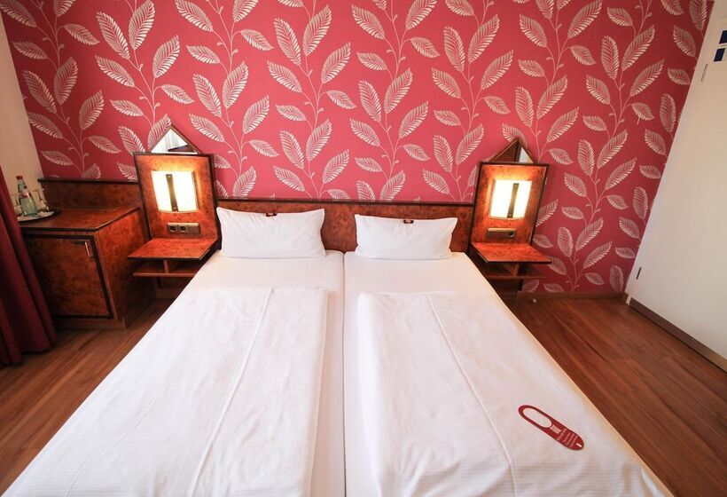 Fotos del hotel Miramar Am Römer:  3