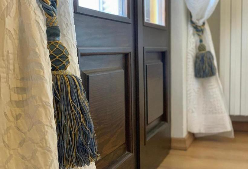 فندق Albergo M Motta