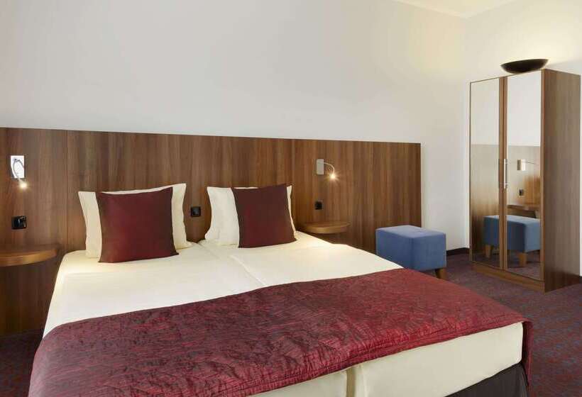 هتل Ramada By Wyndham Frankfurt Central Station