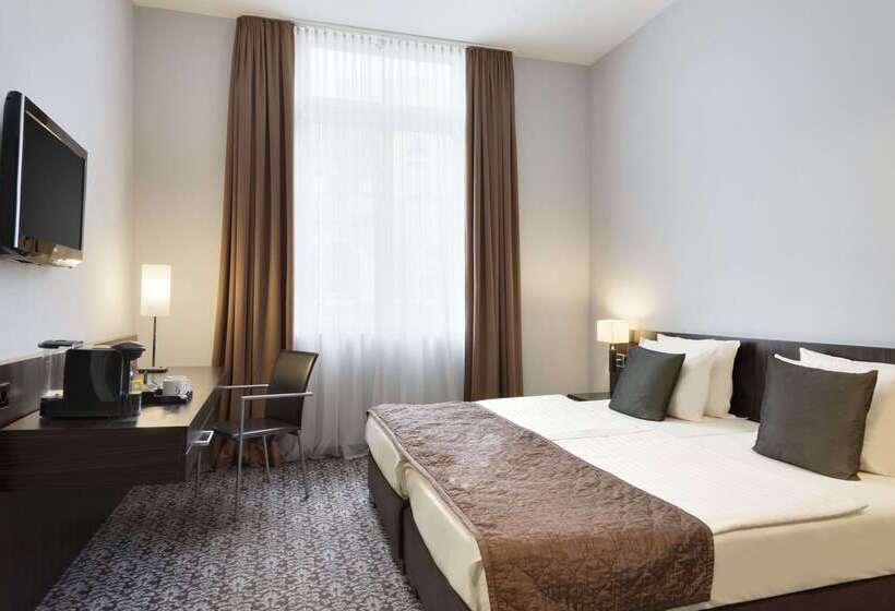 Hotel Ramada By Wyndham Frankfurt Central Station