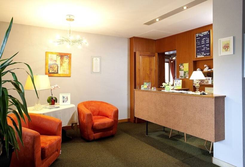 Logis Hotel Restaurant De La Poste