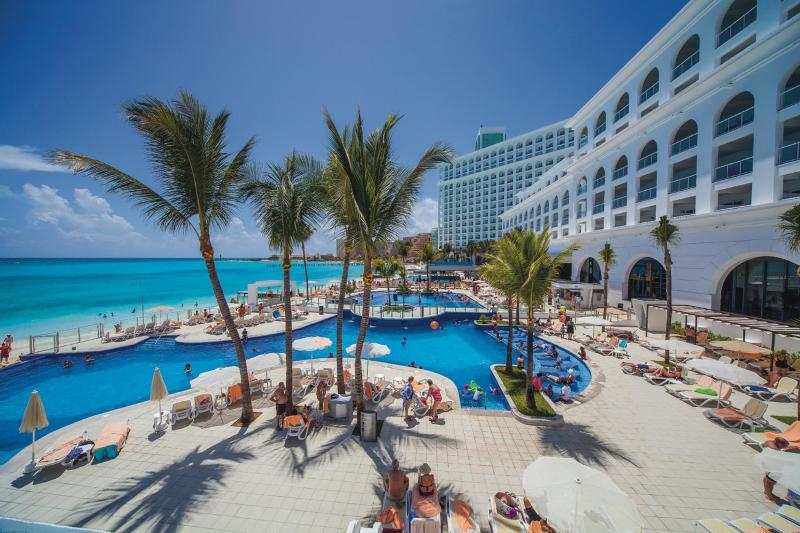 Hotel Riu Cancun  All Inclusive