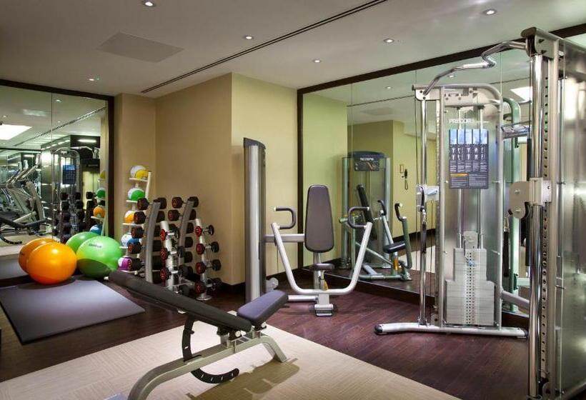 هتل The Clermont London Victoria