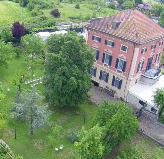 هتل Villa Viola