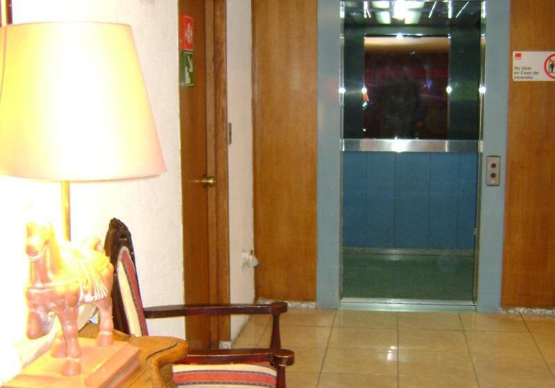 Windsor Suites