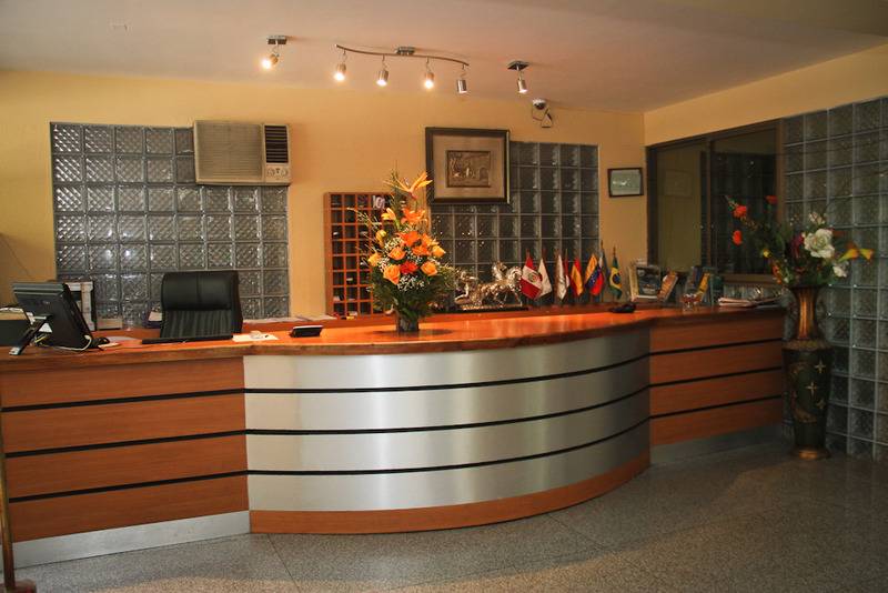 Windsor Suites